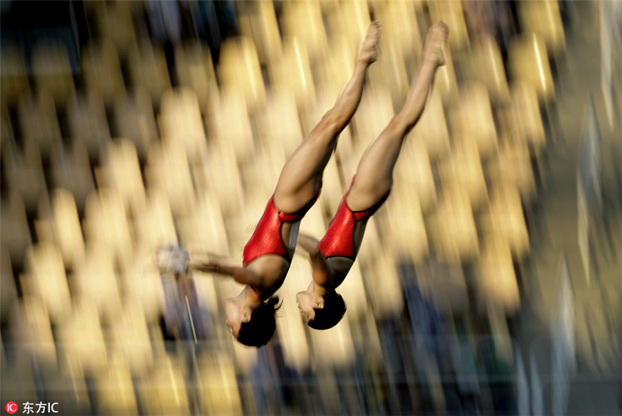 Chen and Liu win gold in women's 10m synchronized diving