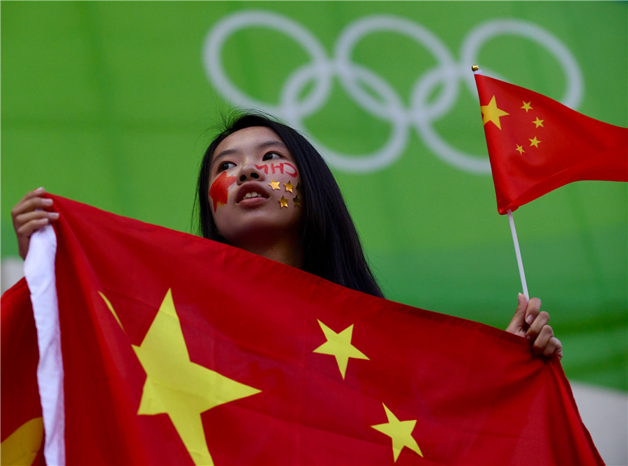 Chen and Liu win gold in women's 10m synchronized diving