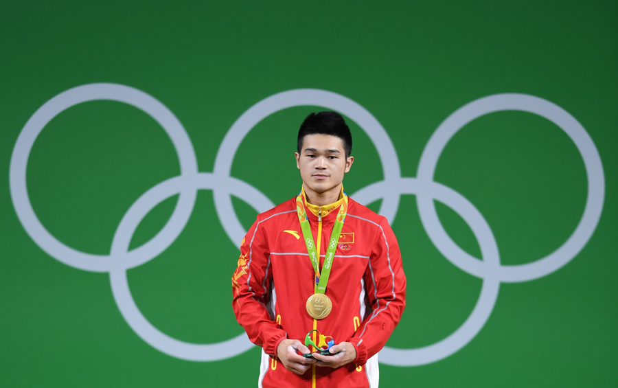 Chinese weightlifters win 3 golds and break 3 world records in two days