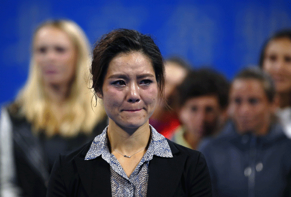 Li Na bids a tearful goodbye