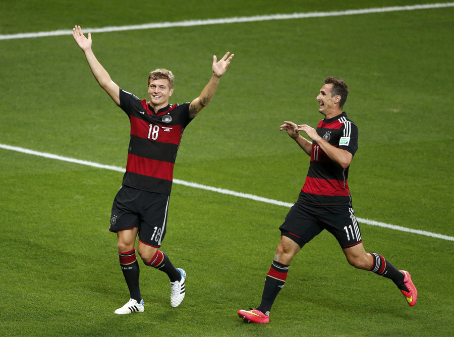 Magnificent Germany shatter Brazil's World Cup dream