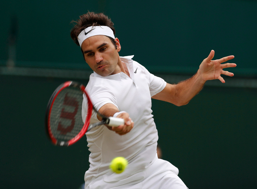 Federer beats Johnson 3-0 at 2016 Wimbledon Championships