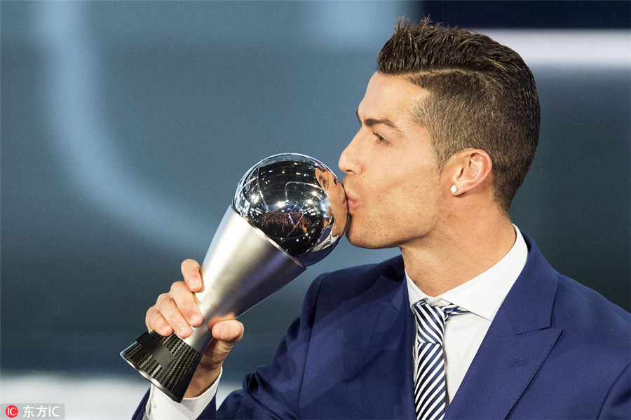 FIFA declares Cristiano Ronaldo best men's player