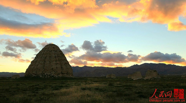 Splendid Imperial Mausoleum of Xixia