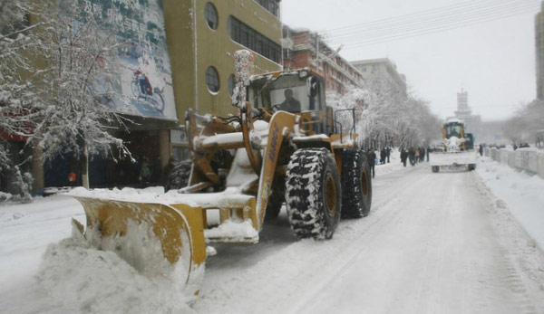 Heavy snowstorms hit NE China's Heilongjiang