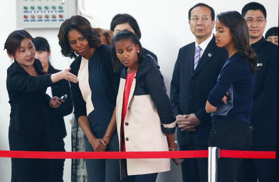 Michelle Obama sees Terracotta Warriors in Xi'an