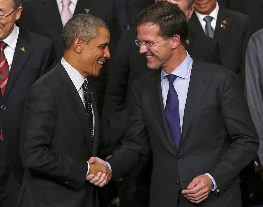 World leaders pose for 'family photo' at 2014 Nuclear Security Summit