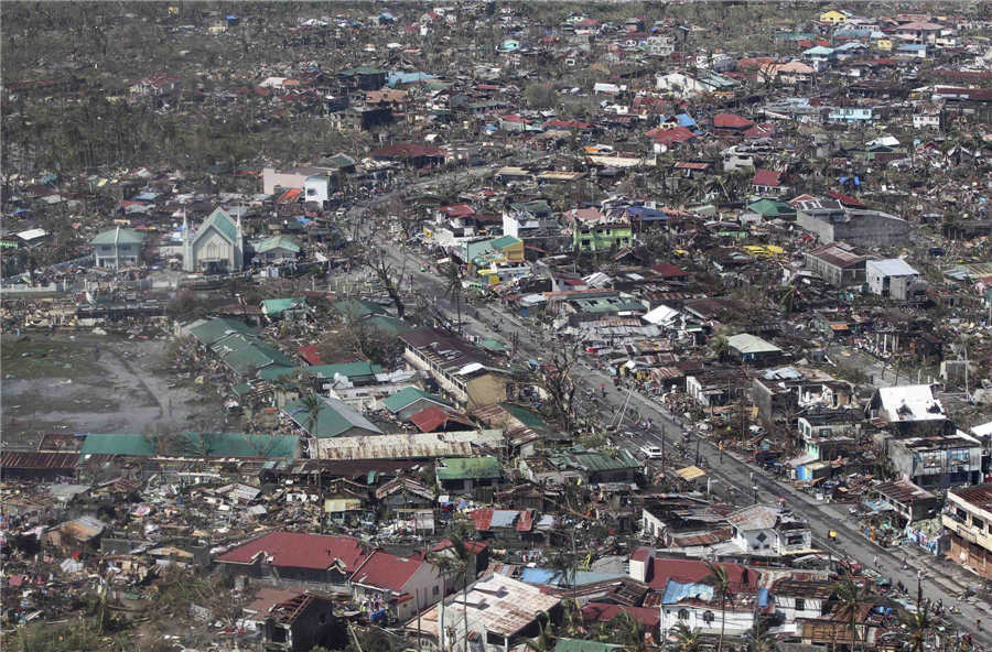 Typhoon Haiyan jolts Philippines