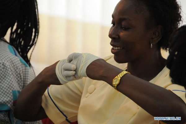 Chinese medics train Sierra Leone health workers