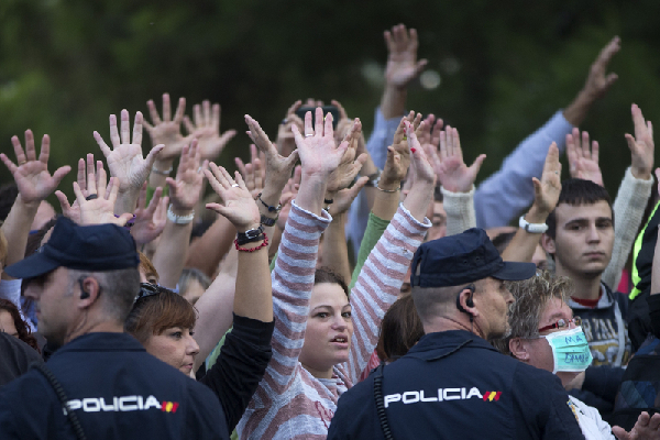 Spain euthanizes pet dog of Ebola-infected woman