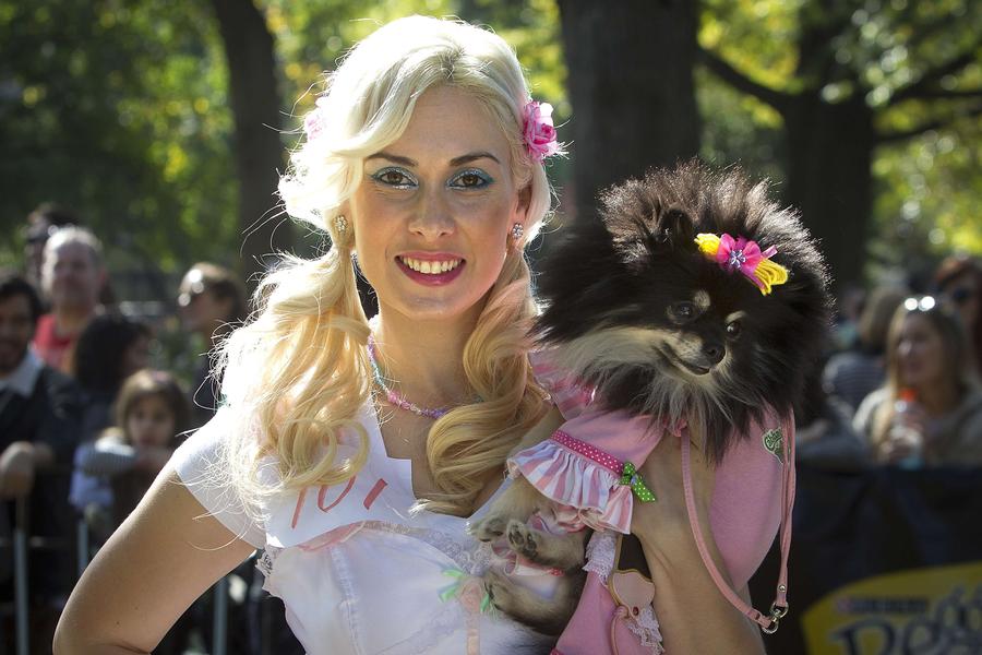 Halloween Dog Parade kicks off in New York