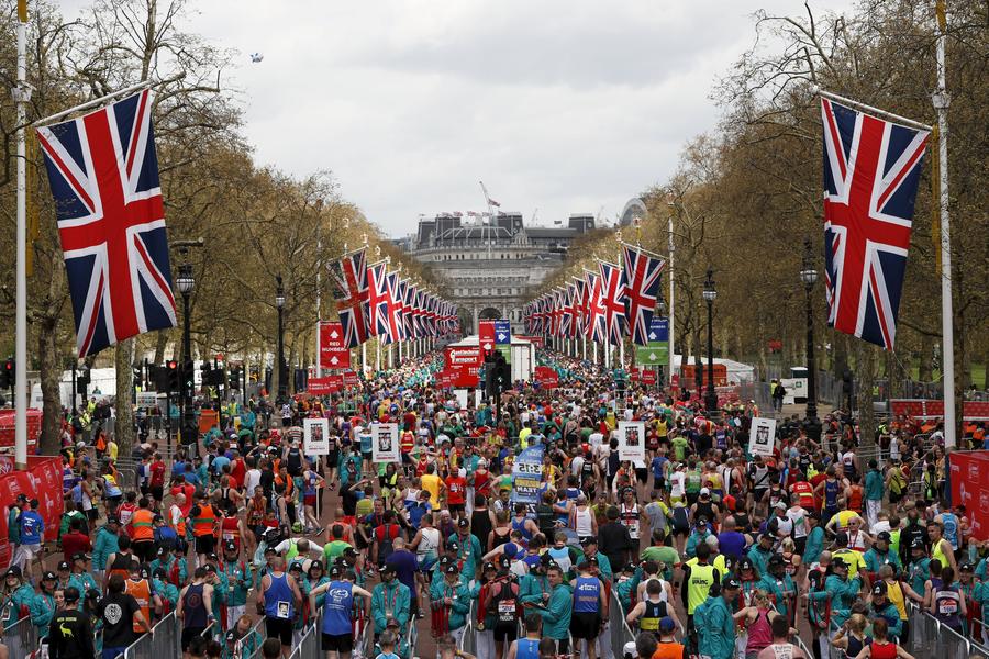 London Marathon 2016 in pictures