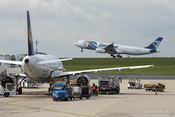 Crashed EgyptAir flight messages show smoke on board: French Aviation Agency