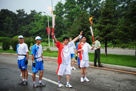 Olympic torch relay with passion – Yuanda, being always with Olympics