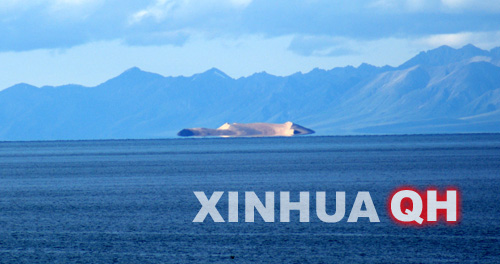 青海湖驚現(xiàn)“海市蜃樓”奇觀[組圖]